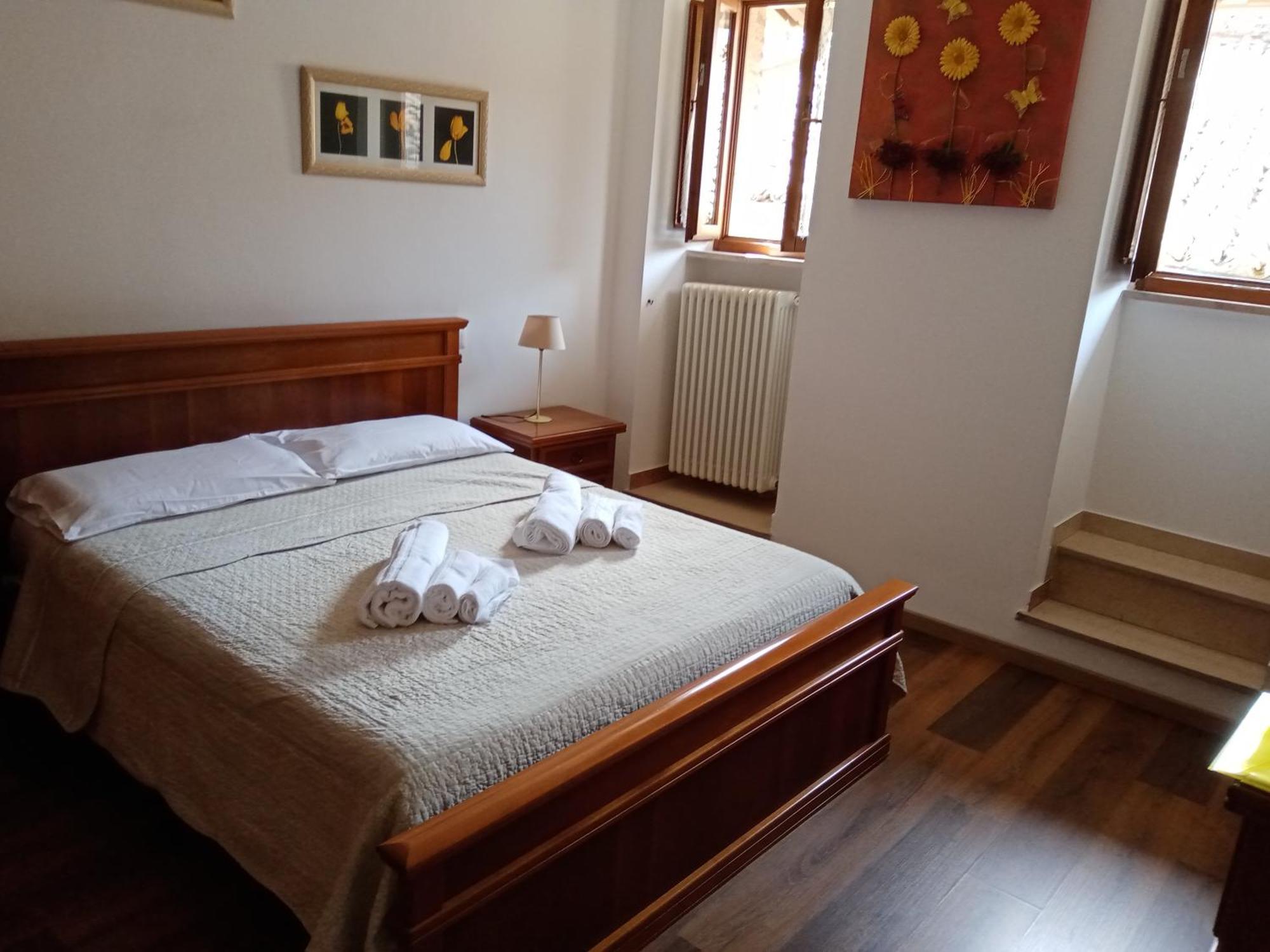 Apartmán La Dimora Di Pietra Gubbio Exteriér fotografie